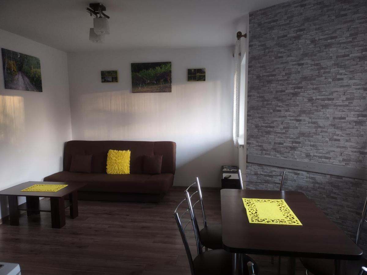 Idylla Villa Polom Maly Bagian luar foto